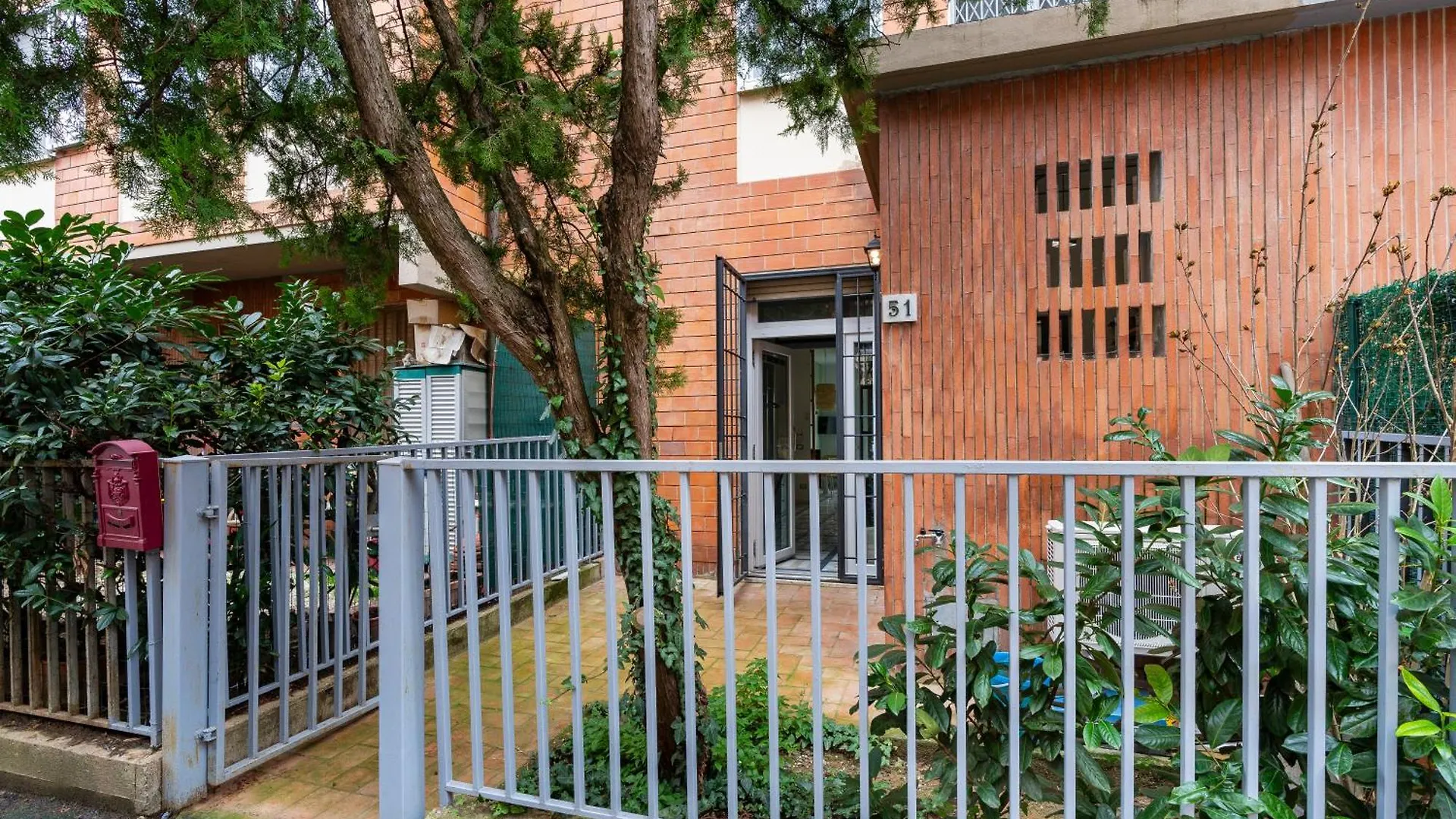 Ines Boutique Apartment - Polimoda Florence